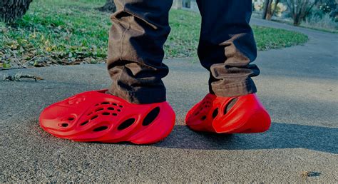 yeezy 200